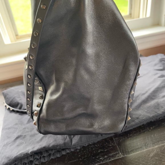 Valentino should bag - hard to find *RARE**** - Picture 6 of 11